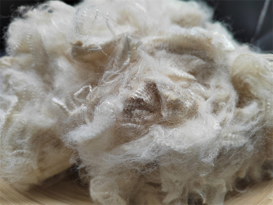 Высокое штапельное волокно Aramid прочности на растяжение с удлиненностью 40% и 4,1 CN/Dtex